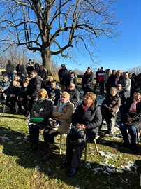 facebook_1767116205021_7411822567184612422